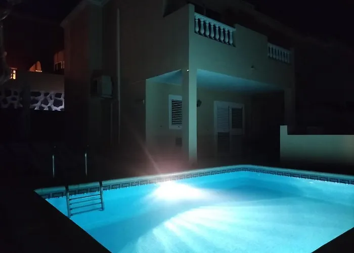Casa Mariben, Vacation Rental Home Vv 3 Bedrooms Private Pool With Sea Views